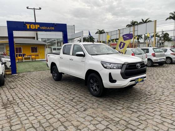 TOYOTA HILUX 2.8 D-4D TURBO DIESEL CD POWER PACK 4X4 AUTOMÁTICO TOYOTA HILUX 2.8 D-4D TURBO DIESEL CD POWER PACK 4X4 AUTOMÁTICO